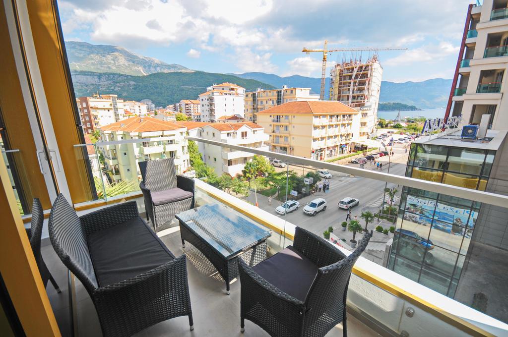Sea Breeze Lux Apartments ブドヴァ エクステリア 写真