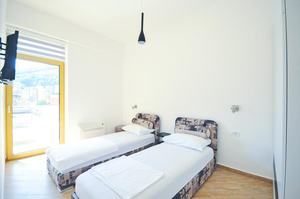 Sea Breeze Lux Apartments ブドヴァ エクステリア 写真