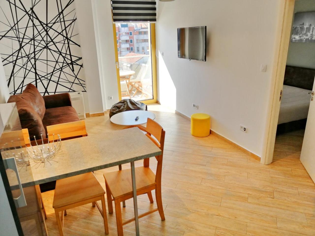 Sea Breeze Lux Apartments ブドヴァ エクステリア 写真