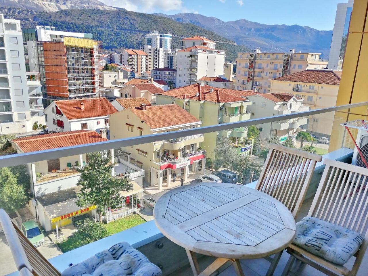 Sea Breeze Lux Apartments ブドヴァ エクステリア 写真