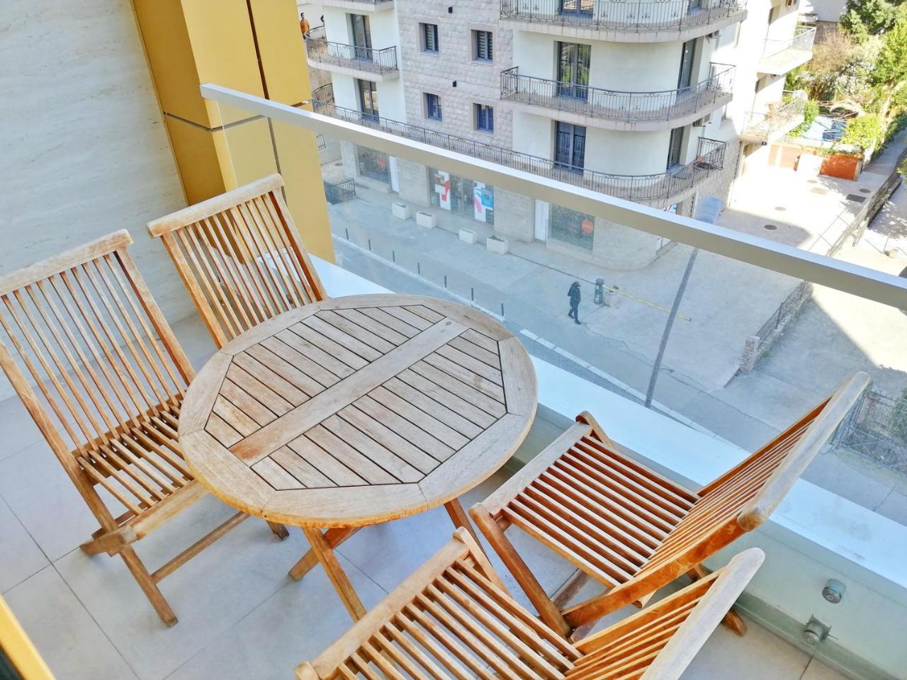 Sea Breeze Lux Apartments ブドヴァ エクステリア 写真